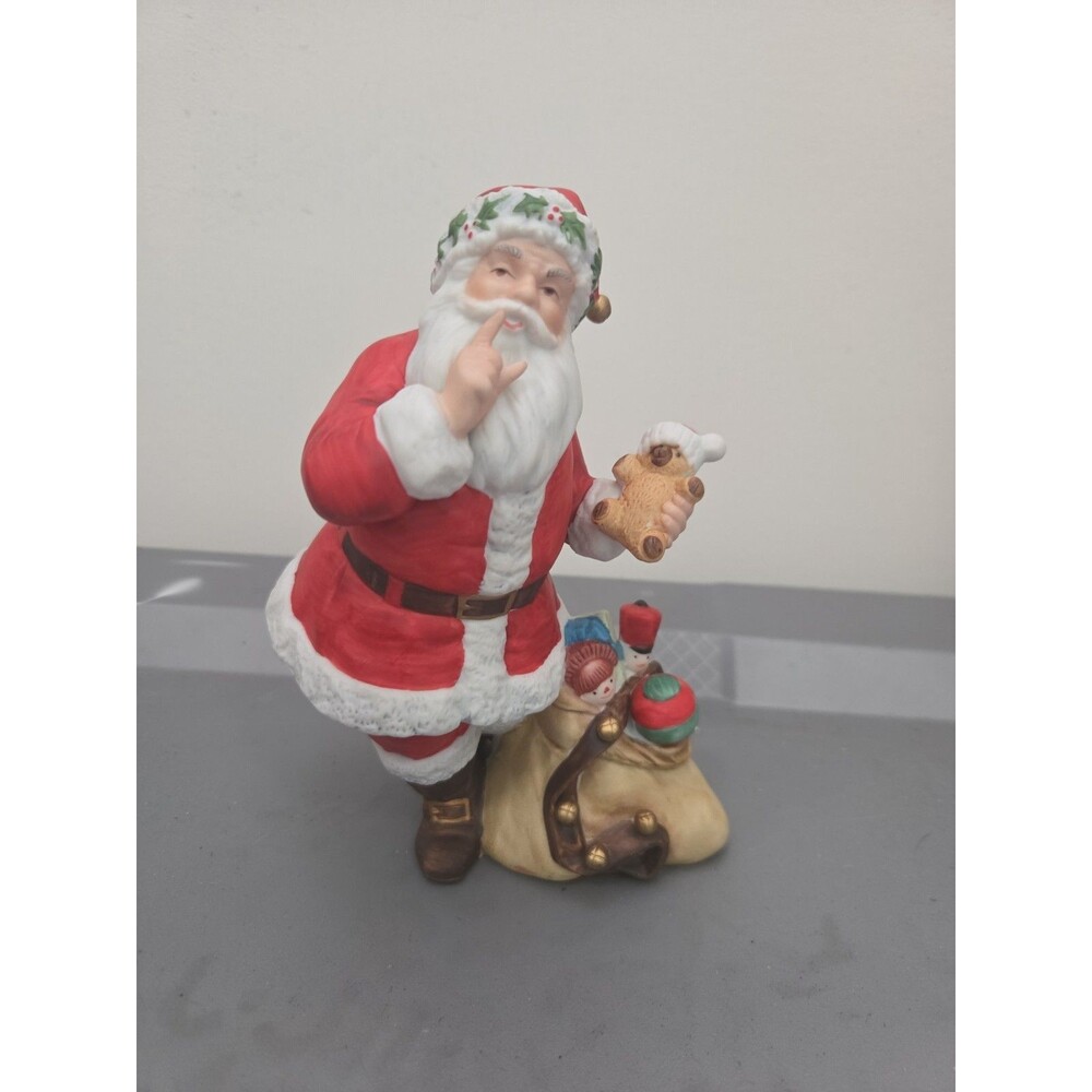 Avon Christmas Santa Figure Vintage Holiday Decoration Shush Quiet Gesture 6 in